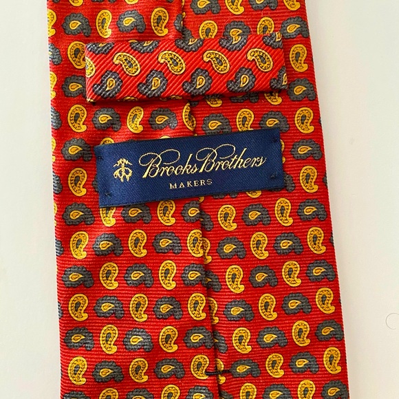 Brooks Brothers Paisley Silk Tie - Picture 6 of 8